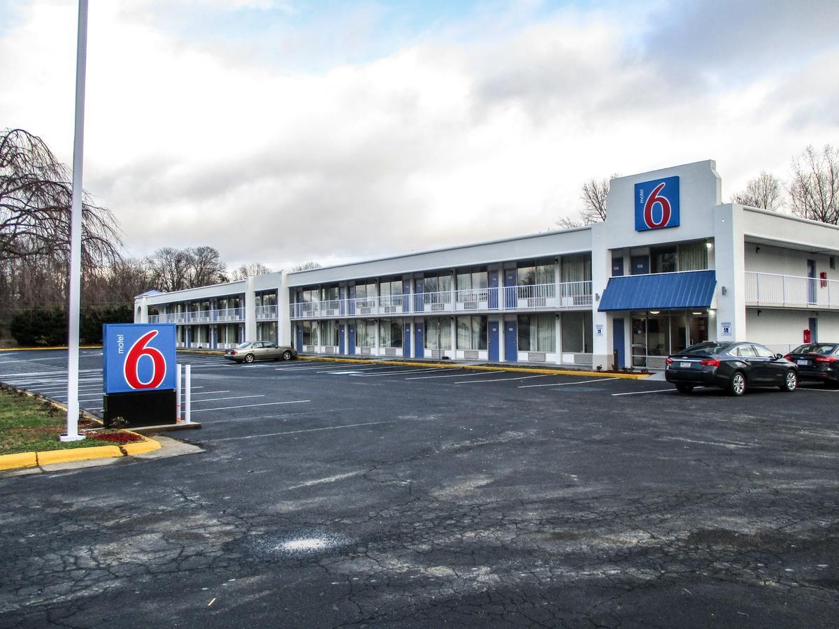 Hotel Econo 2*
