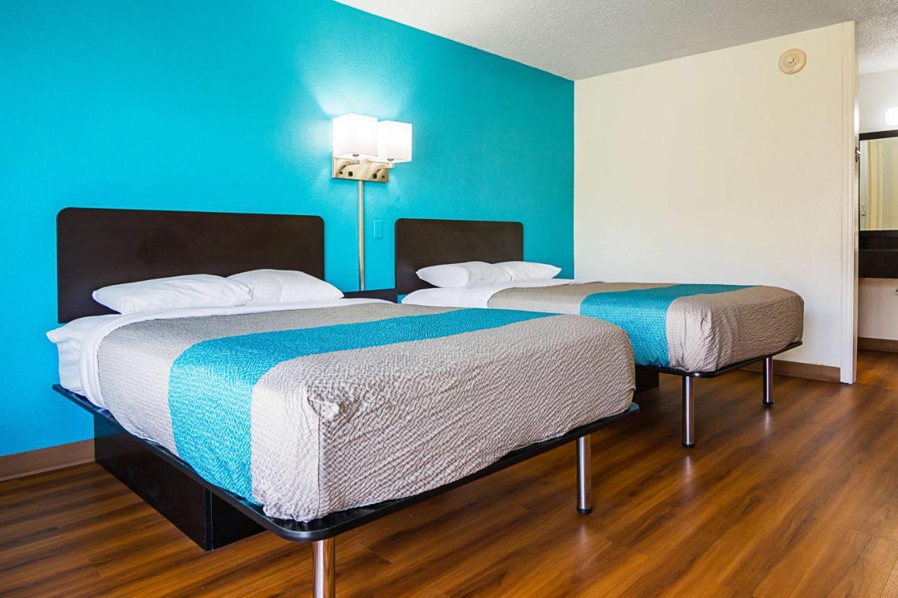 Hotel Econo